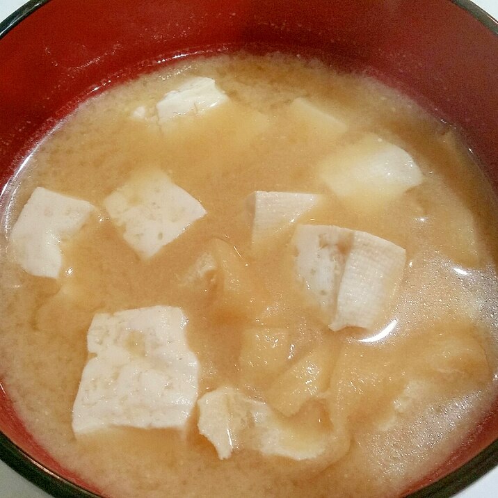 豆腐と油揚げのお味噌汁 レシピ 作り方 By Krnm38 楽天レシピ 豆腐と油揚げのお味噌汁 レシピ 作り方 By Krnm38 楽天レシピ